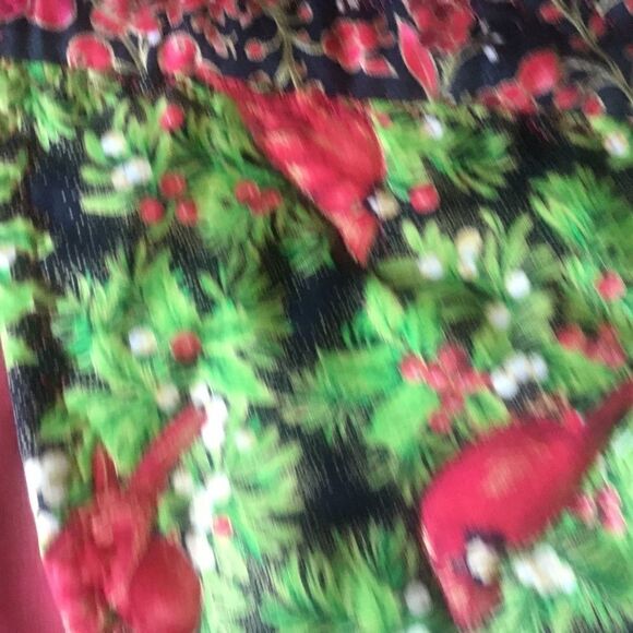 NWT Hand Crafted, Quilted Beautiful Cardinals Holiday Runner - Picture 5 of 9